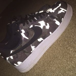 WORN ONCE CAMO AF1 SIZE 8.5